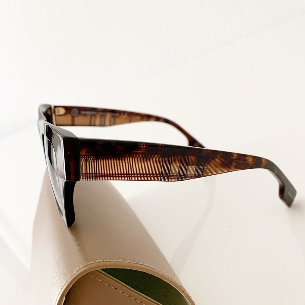 Burberry Sunglasses, New - Picture 10 of 13